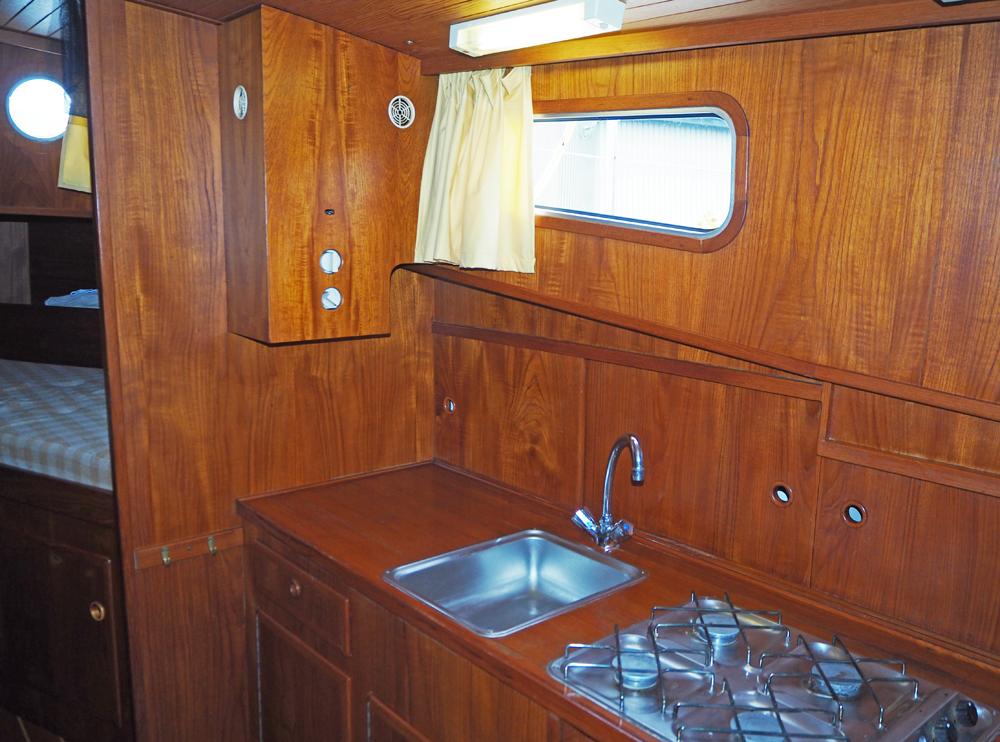 Fore ship, Accommodation